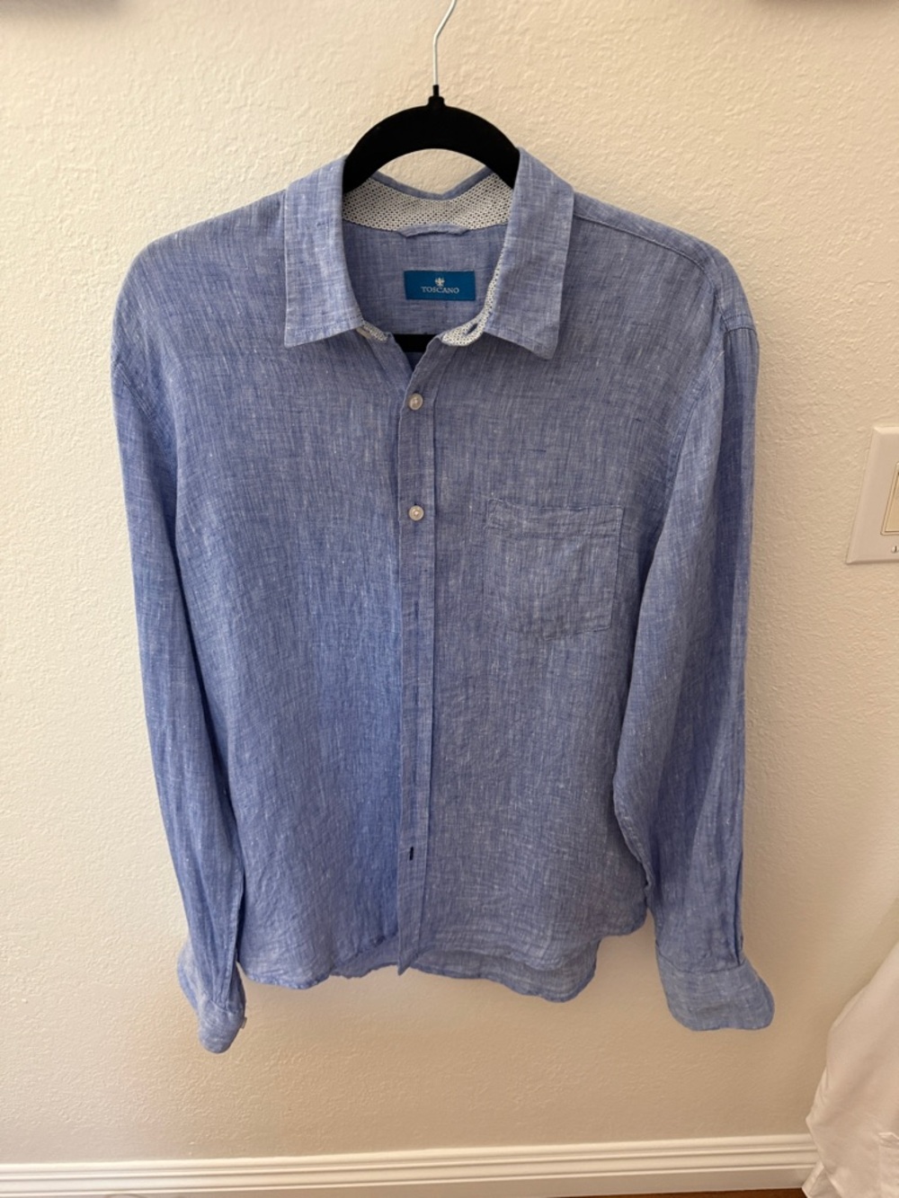 Toscano Men’s Sky Blue Linen Casual Button-Down Shirt